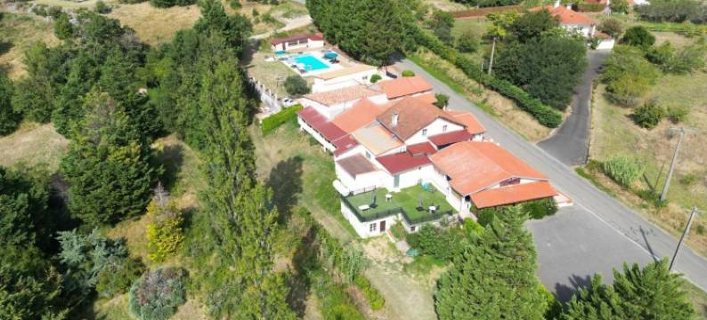 国际之家克雷特(Logis des Crêtes de Pignols)图片