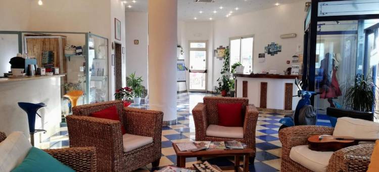 蓝月亮酒店(Blue Moon Hotel)图片