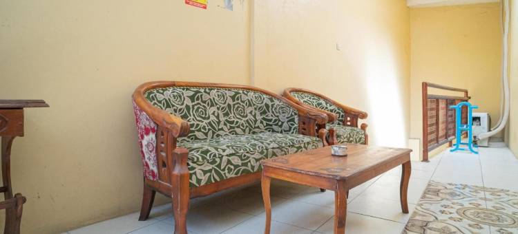 红多兹伊斯兰酒店-近苏拉马杜(RedDoorz Syariah Near Suramadu)图片