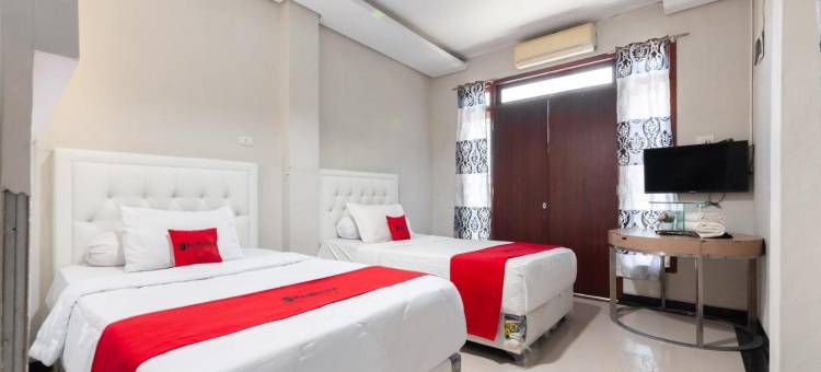 红多兹伊斯兰酒店-近亚齐市集购物中心(RedDoorz Syariah Near Pasar Aceh Shopping Centre)图片