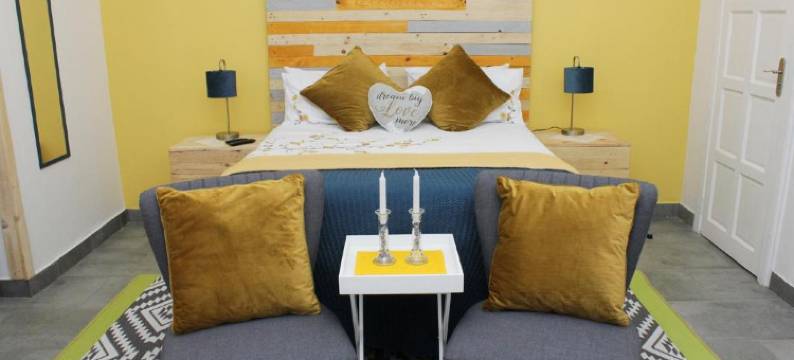 A Touch of Grace图片