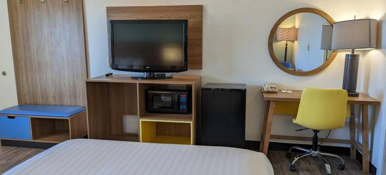 哈瓦苏湖城温德姆戴斯酒店(Days Inn by Wyndham Lake Havasu)图片