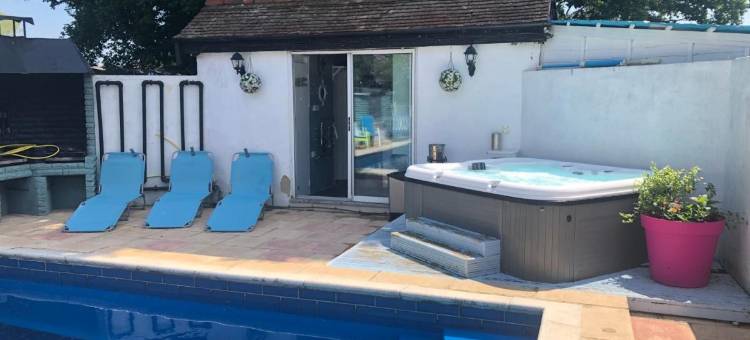 黑兹尔威克(Hazelwick)图片