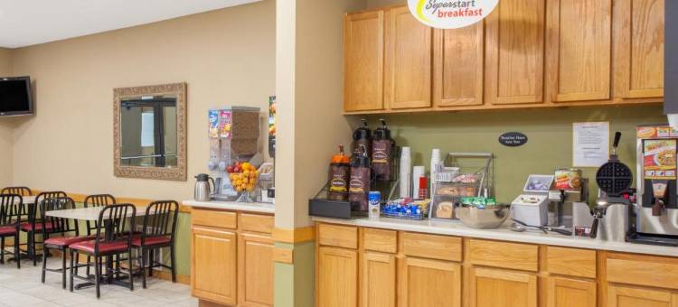 戈申温德姆速8酒店(Super 8 by Wyndham Goshen)图片