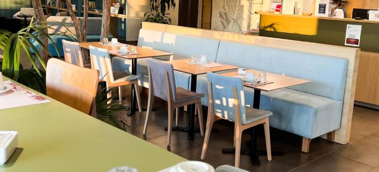 蒙彼利埃东生态公园原创城市酒店(The Originals City, Hôtel Ecoparc, Montpellier Est)图片