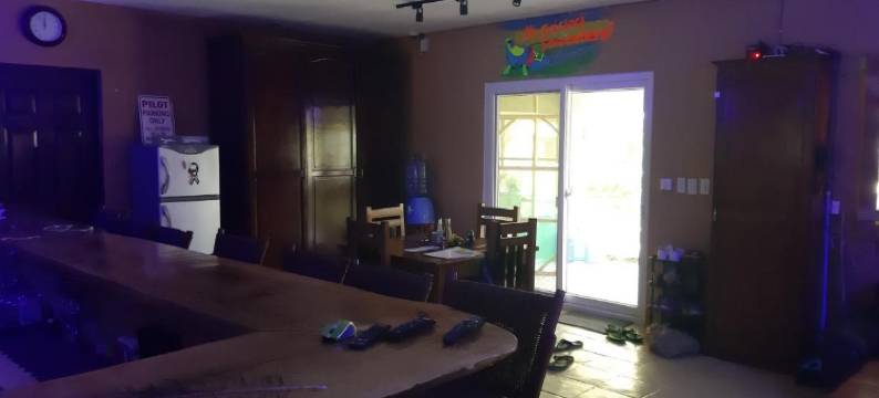 Cocotel的蒙提河畔观景度假村(Monty's Riverside View Resort)图片