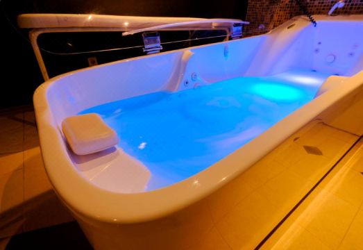 Yantra Grand Hotel Hotel Overview