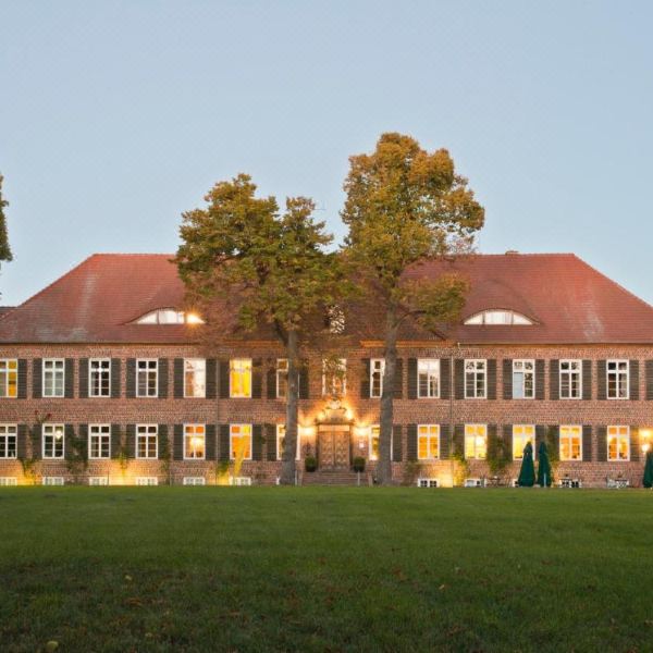 古特绍斯鲁多夫酒店及餐厅(Hotel & Restaurant Gutshaus Ludorf)图片