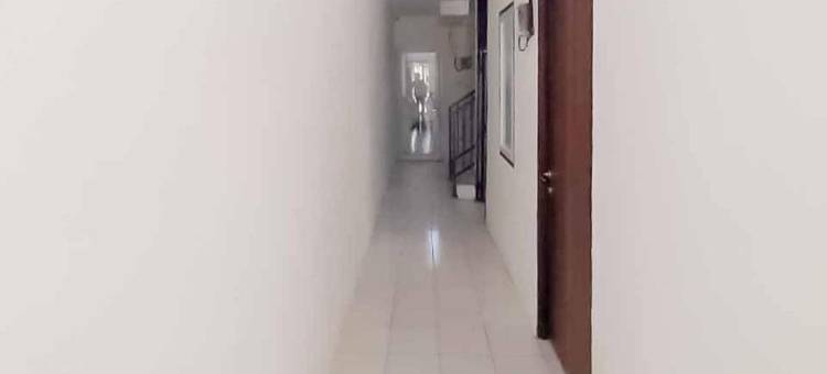 红多兹酒店-近阿伦阿伦哥打西朗(RedDoorz Near Alun Alun Kota Serang)图片