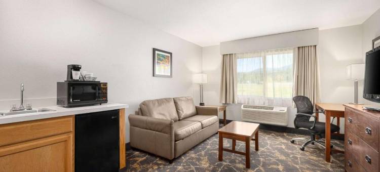 格兰茨帕斯拉昆塔温德姆套房酒店(La Quinta Inn & Suites by Wyndham Grants Pass)图片