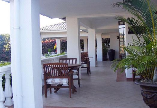 Jr Guesthouse Hotel Overview