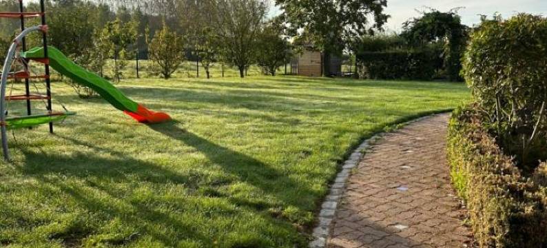 天堂农场(La Ferme du Paradis)图片