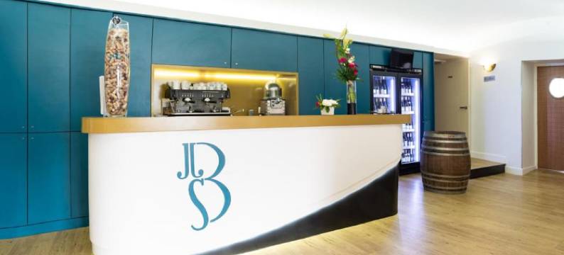 罗吉斯酒店乐贝尔维(Logis Hôtel le Bellevue)图片