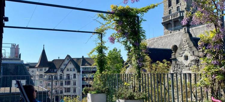 Josephine's Guesthouse - Women Only with Rooftop and Community Area图片