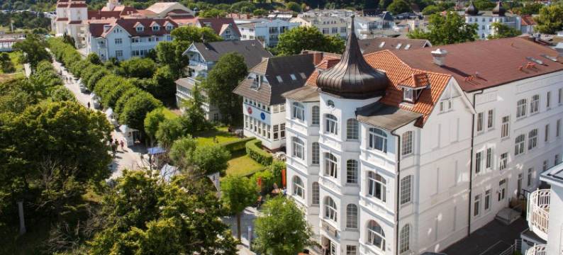 宾茨斯塔德酒店(Strandhotel Binz)图片