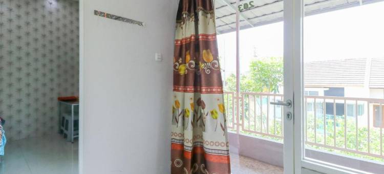 格利亚姆尔雅旅馆(Griya Mulya Near Alun Alun Batu Mitra RedDoorz)图片