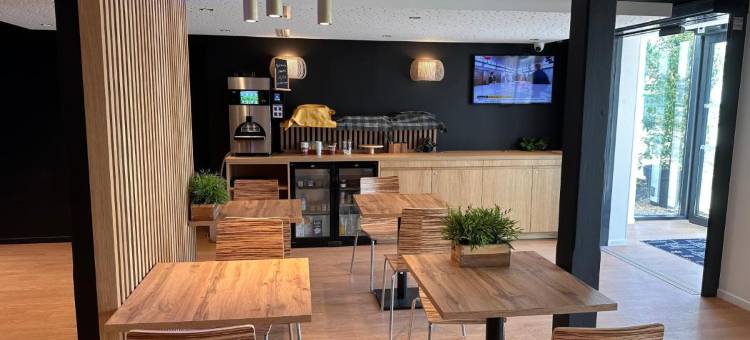 阿可纳皮耶尔拉耶酒店(Hôtel Akena Pierrelaye)图片