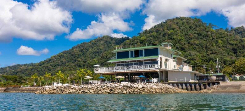 Amaka海洋生活小屋(Amaka Ocean Living Lodge)图片