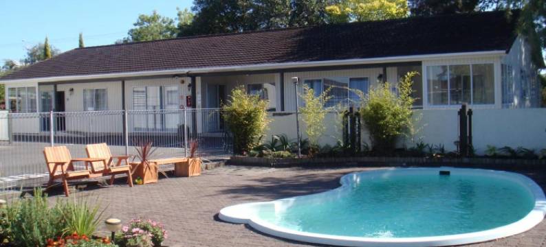 橡子村汽车旅馆(Acorn Estate Motel)图片