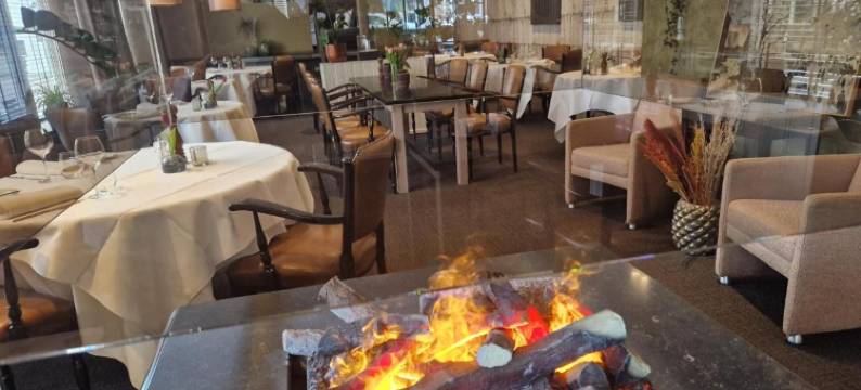 狄恩霍尔恩餐厅酒店(De Eenhoorn)图片