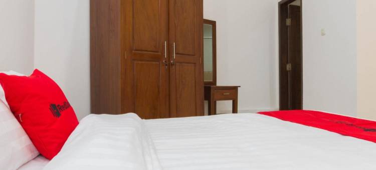 红多兹酒店-近贾蒂南戈尔镇广场(RedDoorz Near Jatinangor Town Square)图片