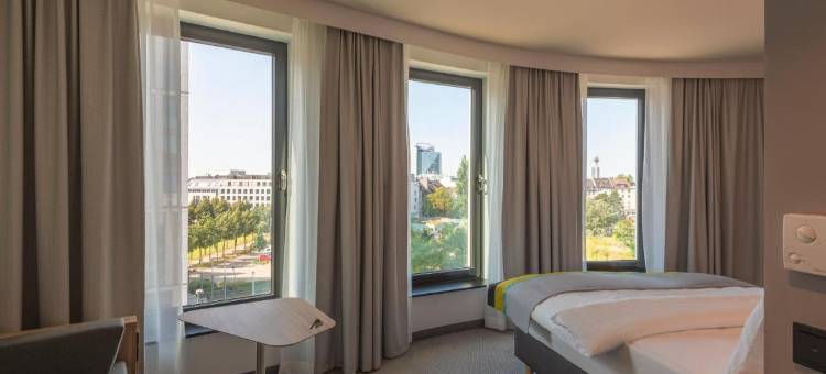 杜塞尔多夫中央火车站智选假日酒店(Holiday Inn Express Düsseldorf - Hauptbahnhof)图片