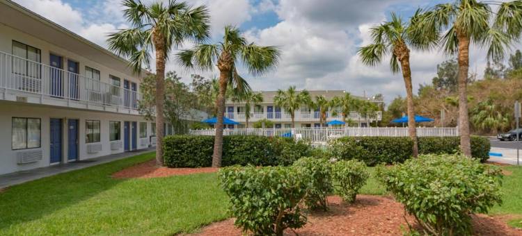 皮尔斯堡6号汽车旅馆(Motel 6 Ft. Pierce, FL)图片