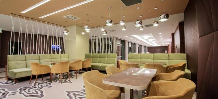 克拉约瓦温德姆华美达广场酒店(Ramada Plaza by Wyndham Craiova)图片