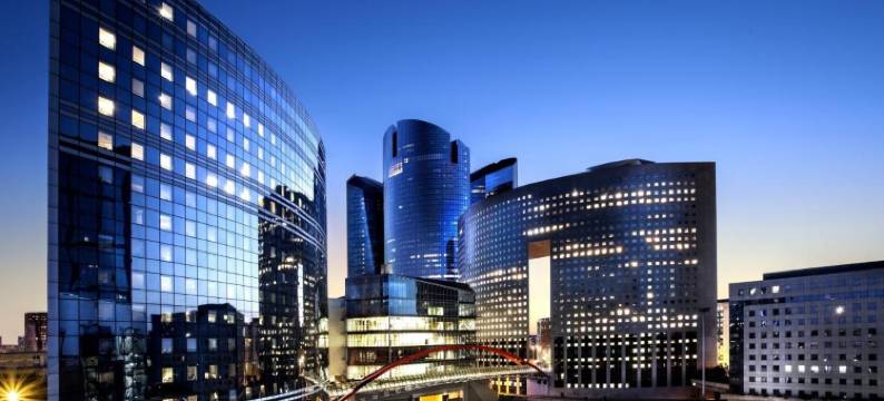 巴黎拉德芳斯现代化公寓(Moderne Apartement la Defense Paris)图片
