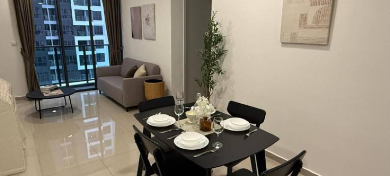 Shelisa's Modern 3BR House at Suria Garden Puchong图片