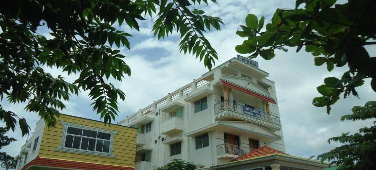 阿鲁维酒店(Aruvi Hotel)图片