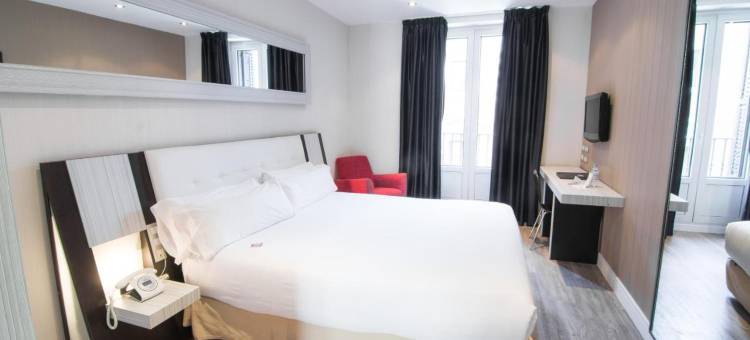 阿雷纳尔小宫殿(Petit Palace Arenal)图片