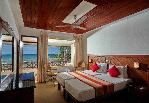 Coral Sands HotelHotel Overview