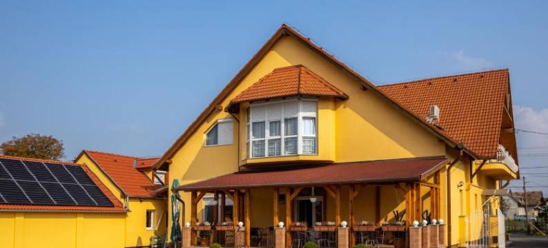 贝缇里帕兹奥旅馆(Betli Panzió)图片