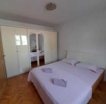 VM Apartments Hotel Overview