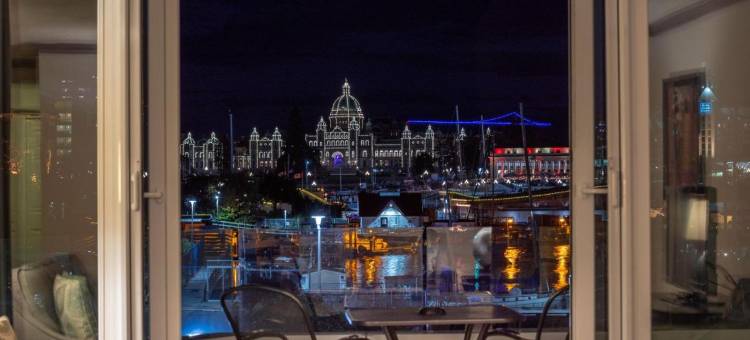 维多利亚丽晶海滨套房酒店(Victoria Regent Waterfront Hotel & Suites)图片