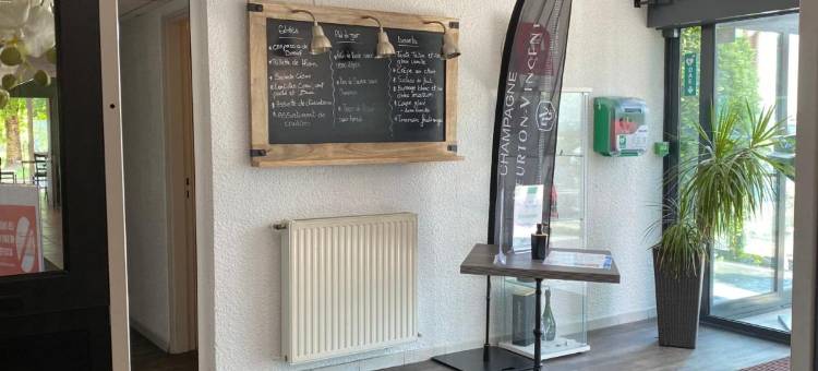 兰斯拉庞佩勒布里特酒店(Brit Hotel Reims la Pompelle)图片