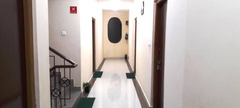 Avlokan酒店-靠近Kainchi Dham Mandir(Hotel Avlokan - Near Kainchi Dham Mandir)图片