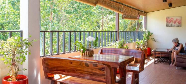 拷索可可旅舍(Coco Khao Sok Hostel)图片