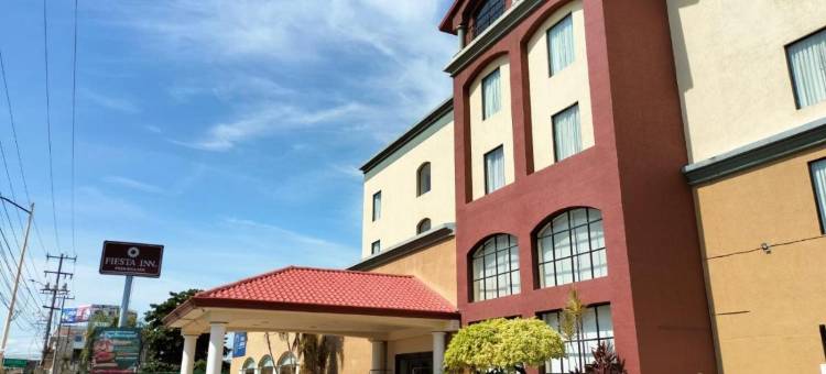 波萨里卡嘉年华酒店(Fiesta Inn Poza Rica)图片