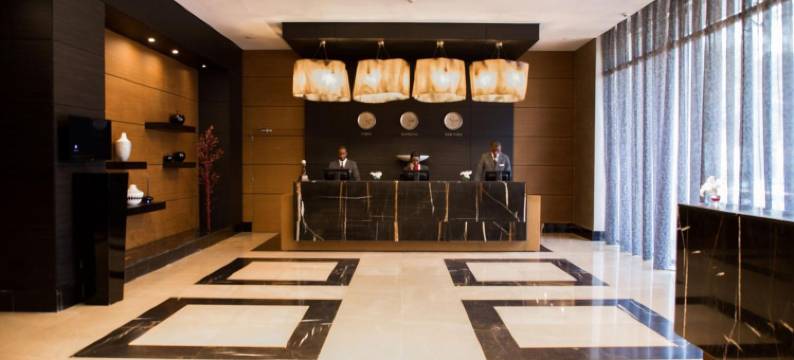 金广场阿贾罗塔娜酒店(KIN Plaza Arjaan)图片