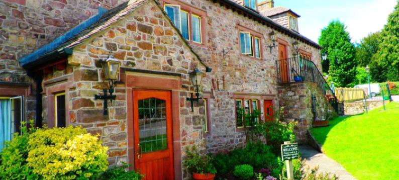 乔治与米林布鲁克旅馆(The George Inn & Millingbrook Lodge Ltd)图片