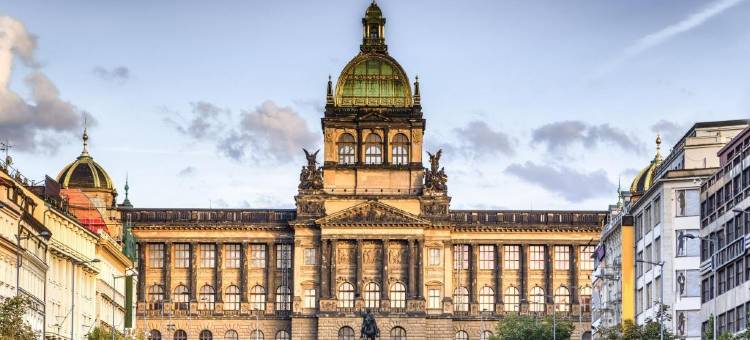 鲁贝索瓦市中心套房(DownTown Suites Rubesova)图片