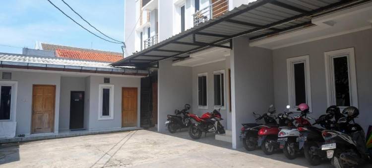 RedDoorz Near Stasiun Solo Balapan 3图片