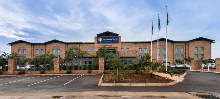 哈博罗内联排别墅(Town Lodge Gaborone)图片