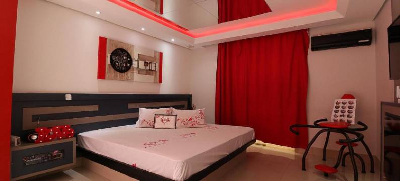 豪华汽车旅馆(Motel Luxury)图片