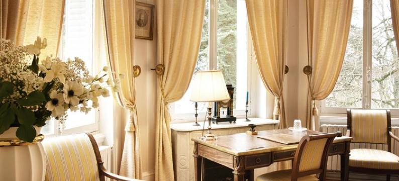 瓦拉伯恩城堡住宿加早餐旅馆(Chateau de Varambon)图片