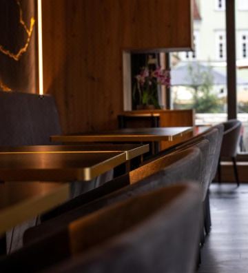 Nashi Rooms Hotel Overview