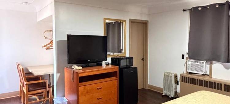安大略女王布伦海姆和伊利湖汽车旅馆(Queen's Motel Blenheim Near Lake Erie ON)图片