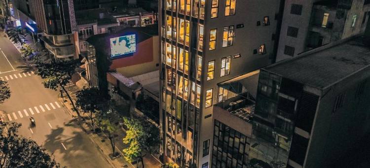 波斯基宿舍与咖啡馆(SNite Hotel & Dorm - Danang Dragon Bridge)图片